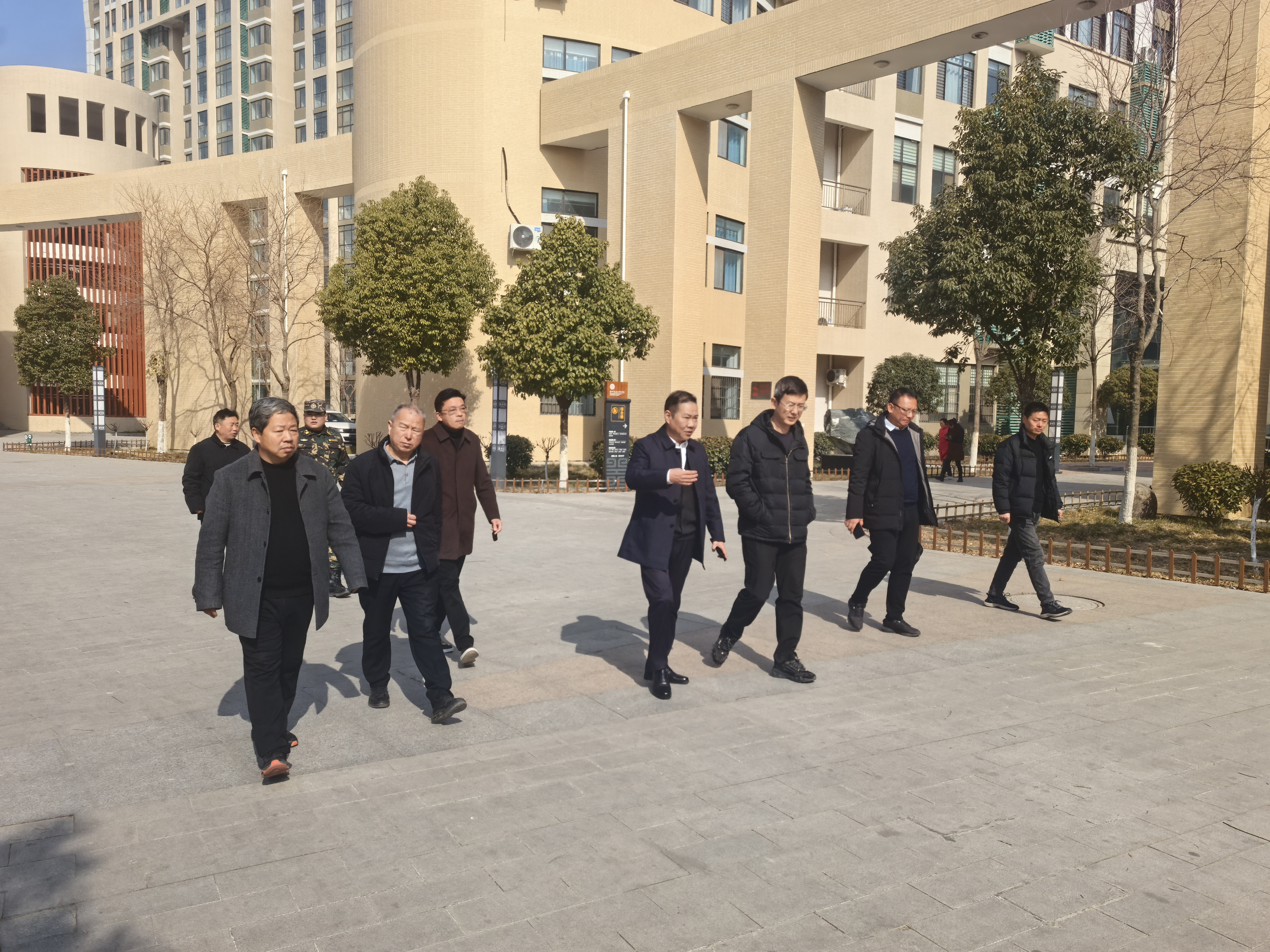 省教育厅检查组莅临我校检查指导开学准备工作